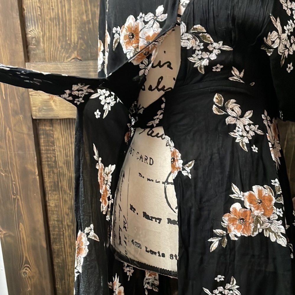 FAITHFULL THE BRAND Eze Wrap Dress - Picture 9 of 10